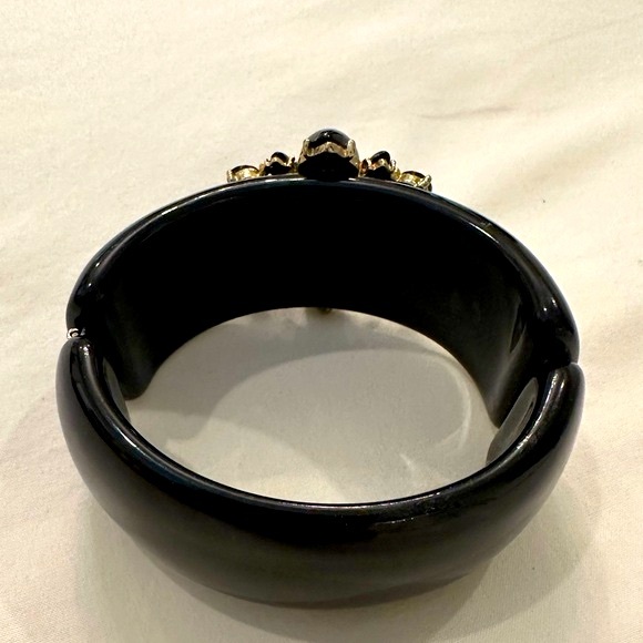 Vintage black jeweled cuff - Picture 4 of 7
